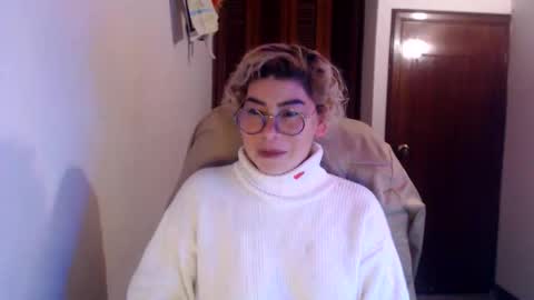 Snapshot of adan_romanoff chatting on 05.31.26 adan_romanoff online show from 05.31.26