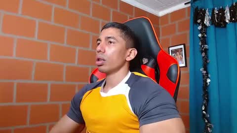 Adan Sin online show from 01.02.25