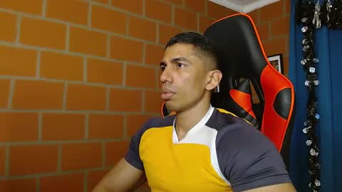 Adan Sin online show from 01.09.25