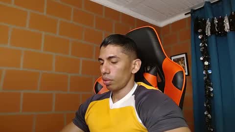 Adan Sin online show from 01.30.25