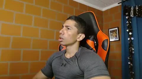 Adan Sin online show from 03.03.25