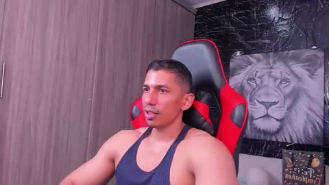 Adan Sin online show from 11.26.25