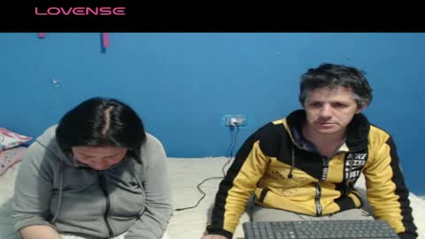 Snapshot of adan_y_eva_bk chatting on 05.19.26 Adan and Eva online show from 05.19.26