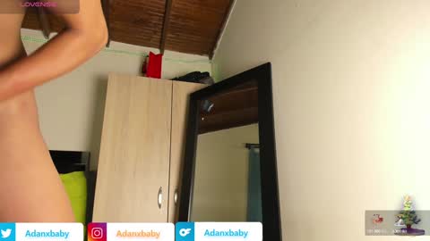 Snapshot of adanxbaby chatting on 12.21.24   online show from 12.21.24