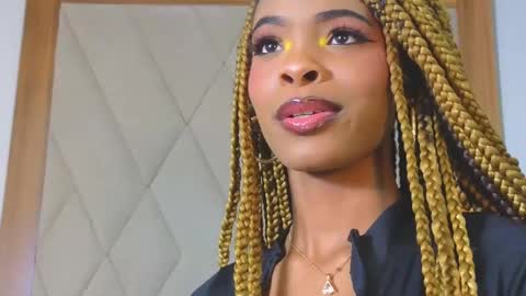 Snapshot of adarasmiith chatting on 01.09.25 adarasmiith online show from 01.09.25