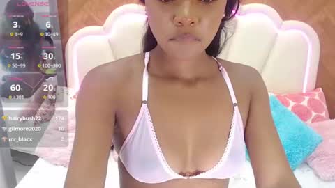 Snapshot of adarose_ chatting on 06.11.26 adarose_ online show from 06.11.26