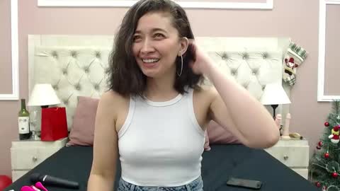 Snapshot of adarussell chatting on 12.23.24 Adda online show from 12.23.24