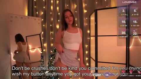 Snapshot of addy_moon chatting on 12.11.24 Addy online show from 12.11.24