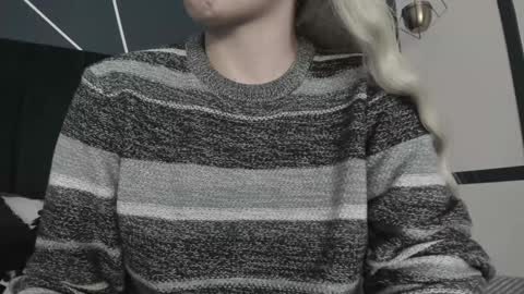 Snapshot of adeelinee chatting on 01.23.25 Ade online show from 01.23.25