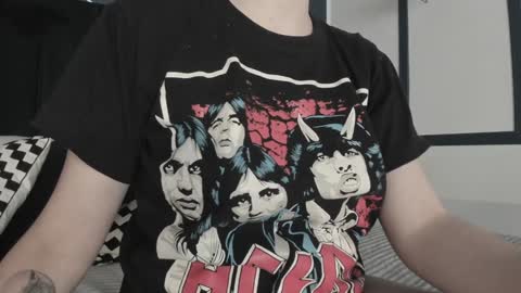 Snapshot of adeelinee chatting on 01.27.25 Ade online show from 01.27.25