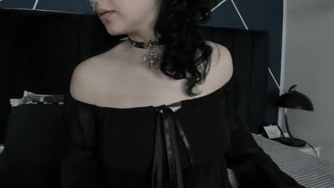 Snapshot of adeelinee chatting on 02.20.25 Ade online show from 02.20.25