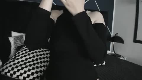 Snapshot of adeelinee chatting on 02.27.25 Ade online show from 02.27.25