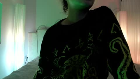 Snapshot of adeelinee chatting on 03.11.25 Ade online show from 03.11.25