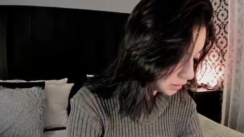 Snapshot of adeelinee chatting on 04.28.26 Ade online show from 04.28.26
