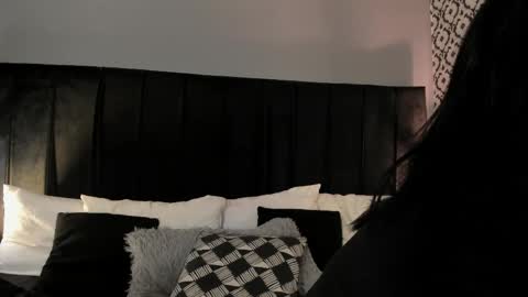 Snapshot of adeelinee chatting on 06.04.26 Ade online show from 06.04.26