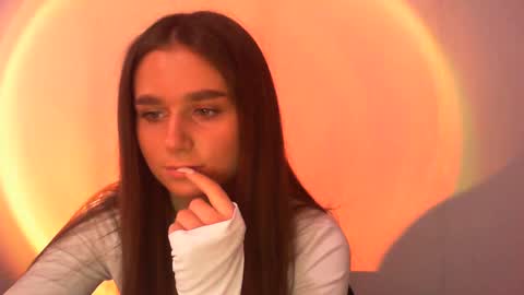 Snapshot of adele_amore chatting on 02.14.25 Adele Amore online show from 02.14.25