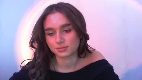 Snapshot of adele_amore chatting on 02.15.25 Adele Amore online show from 02.15.25
