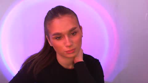 Snapshot of adele_amore chatting on 02.17.25 Adele Amore online show from 02.17.25