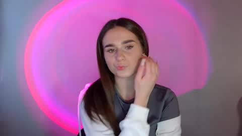 Snapshot of adele_amore chatting on 02.25.25 Adele Amore online show from 02.25.25