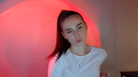 Snapshot of adele_amore chatting on 03.02.25 Adele Amore online show from 03.02.25