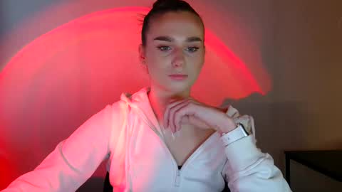 Snapshot of adele_amore chatting on 03.03.25 Adele Amore online show from 03.03.25