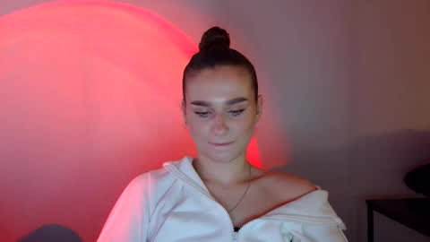 Snapshot of adele_amore chatting on 03.03.25 Adele Amore online show from 03.03.25