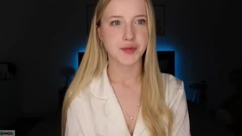 Snapshot of adele_armas chatting on 02.04.26 Adele online show from 02.04.26