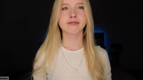 Snapshot of adele_armas chatting on 02.11.26 Adele online show from 02.11.26