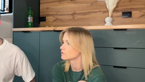 Adele Nick online show from 04.04.26