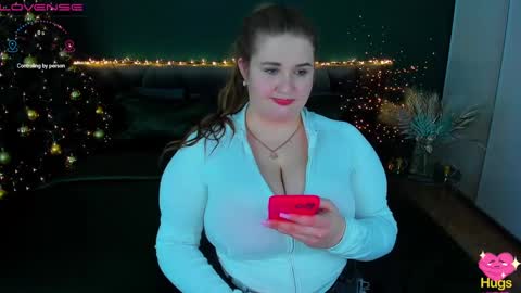 Snapshot of adele_sugar chatting on 01.07.25 Your Adele online show from 01.07.25