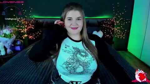 Snapshot of adele_sugar chatting on 03.11.25 Your Adele online show from 03.11.25