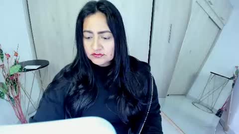 Snapshot of adele_sweett chatting on 06.11.26 Carolina online show from 06.11.26