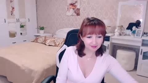 AdeleMoran online show from 01.18.25