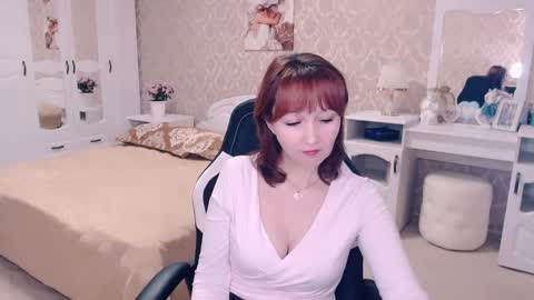 AdeleMoran online show from 01.24.25