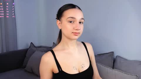 Snapshot of adelexx_zll chatting on 02.20.26 adelexx_zll online show from 02.20.26