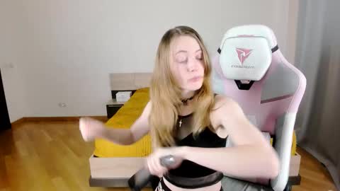 Adelina online show from 09.21.25