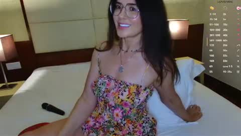 Snapshot of adelina_shine chatting on 06.12.26 Im Adelina . See you.... online show from 06.12.26