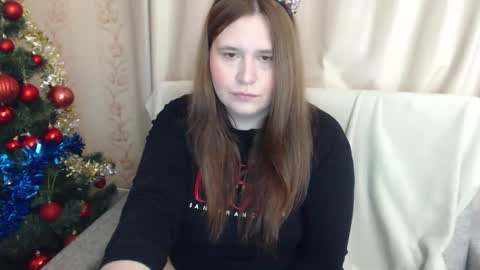 Snapshot of adelinalawson chatting on 12.31.24 adelinalawson online show from 12.31.24