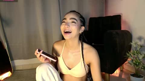 ADELINE online show from 04.19.26