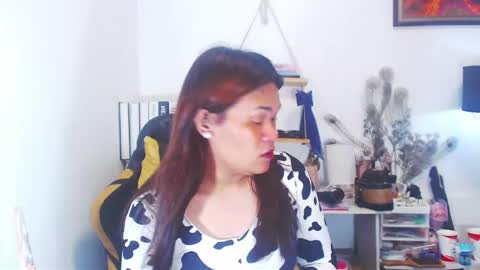 Adellahuge05 online show from 02.28.26