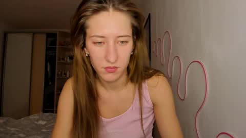 Adell online show from 04.25.26