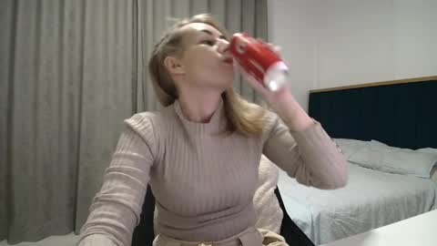 Adellyn online show from 03.27.26