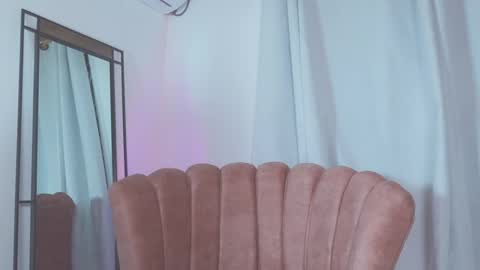  instragram adelyn 111 online show from 03.06.25