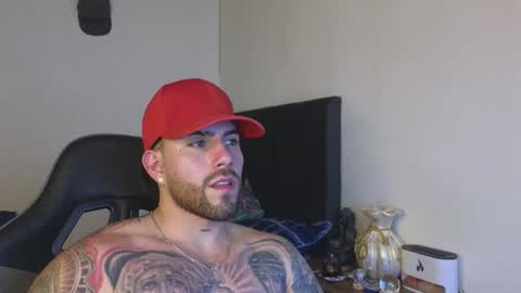 Snapshot of ades_lowe chatting on 06.15.26 Ades online show from 06.15.26