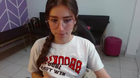 Adhara online show from 10.16.25