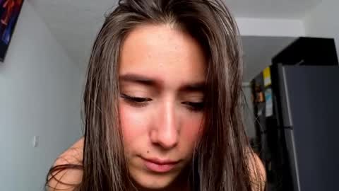 Snapshot of adhara_kitten chatting on 05.12.26 Adhara online show from 05.12.26