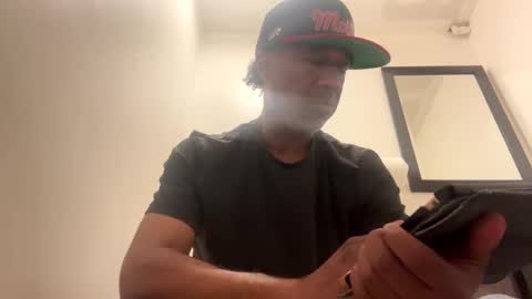 Snapshot of adick_ting chatting on 05.04.26 adick_ting online show from 05.04.26