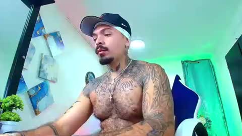 Snapshot of adil_aminn chatting on 11.12.25 DALIL ADIL AMIN online show from 11.12.25