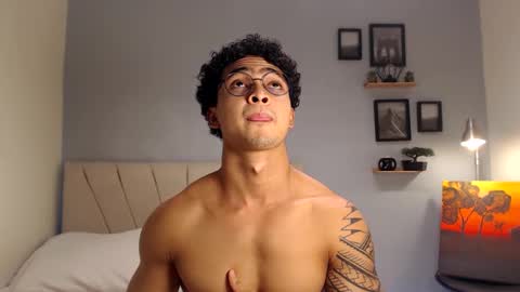 Adonis online show from 09.25.25