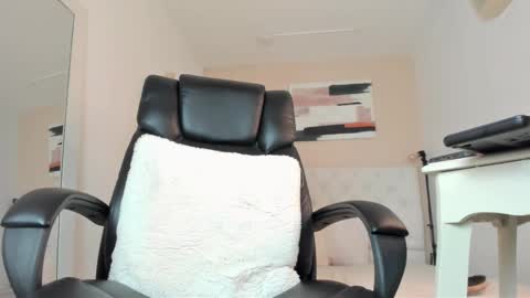 Snapshot of adonis_hot_xx chatting on 02.21.25 adonis_hot_xx online show from 02.21.25